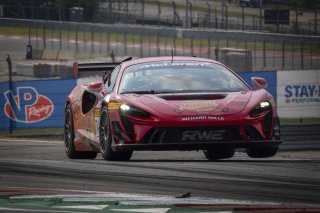 #74 McLaren Artura Trophy Evo of Casey Dennis and James Li, RWE Motorsport, McLaren Trophy America, Pro-Am, SRO America, Circuit fo the Americas, Austin, TX, April 2025.
 | Brian Cleary/SRO