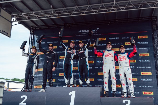 Dempsey and Davis make it a perfect McLaren Trophy America weekend at VIR as Cook and Teoman surprise